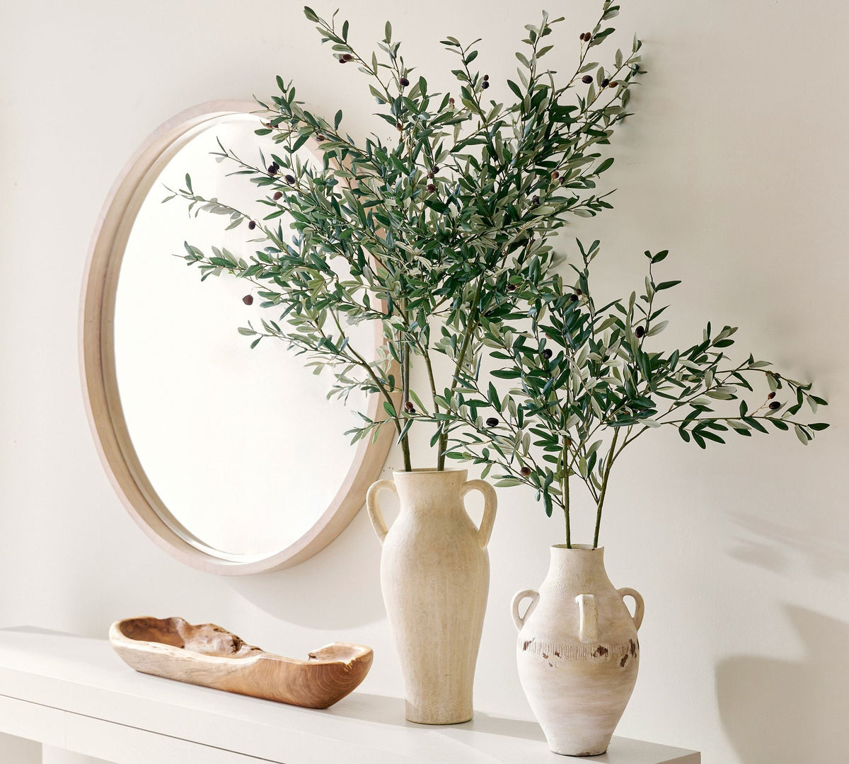 VASES AND CONTAINERS