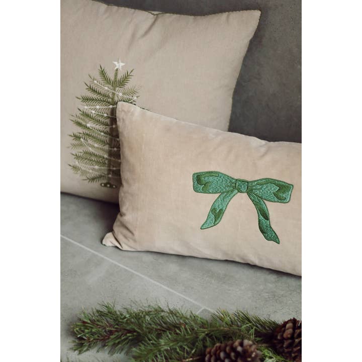 21x12 Velvet Bow Pillow, Green