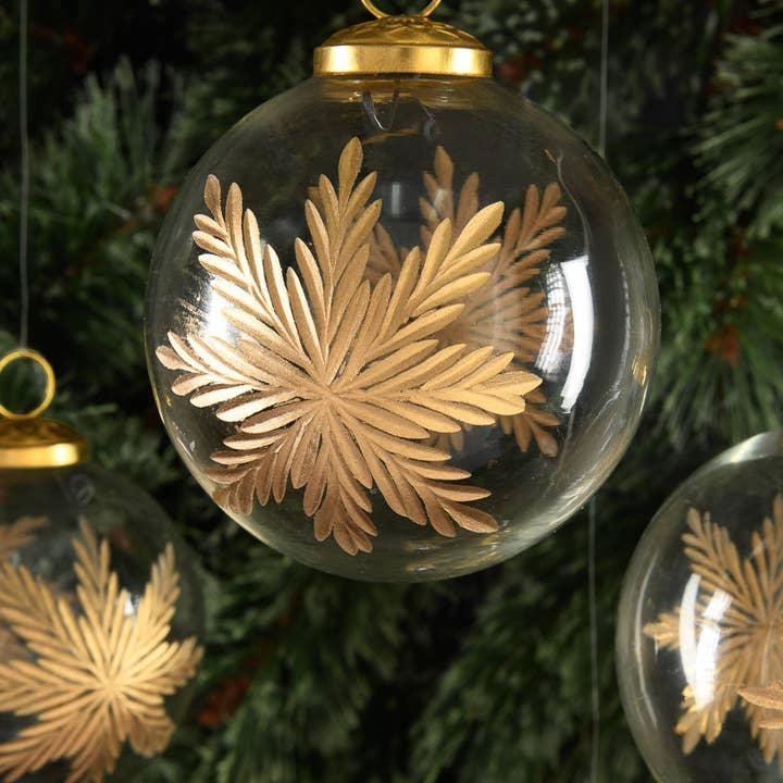 4in Round Zidane Gold Flake Clear Glass Ornament