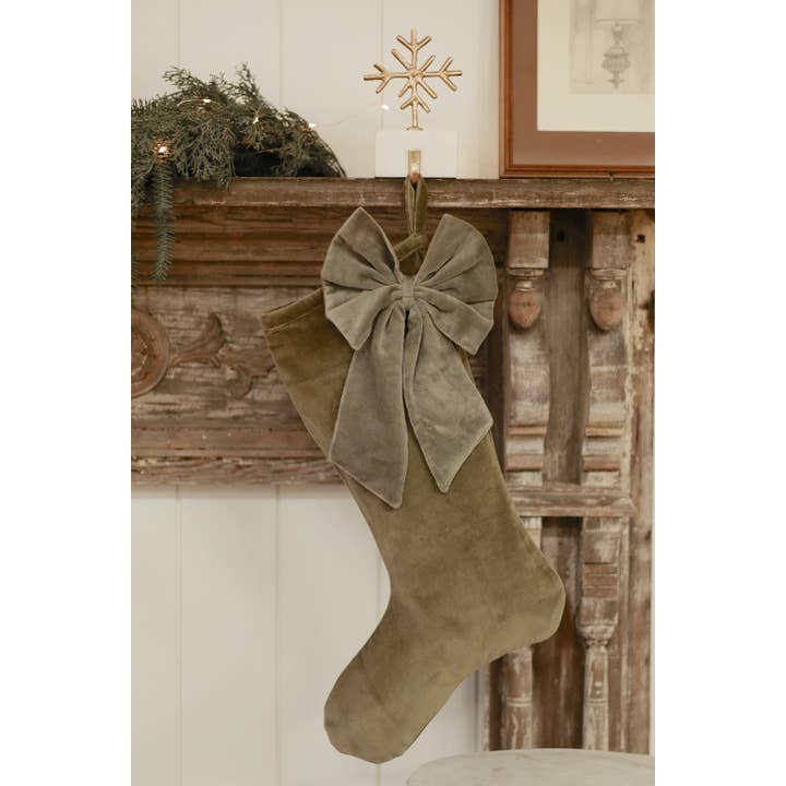 Velvet Bow Clip, Cypress