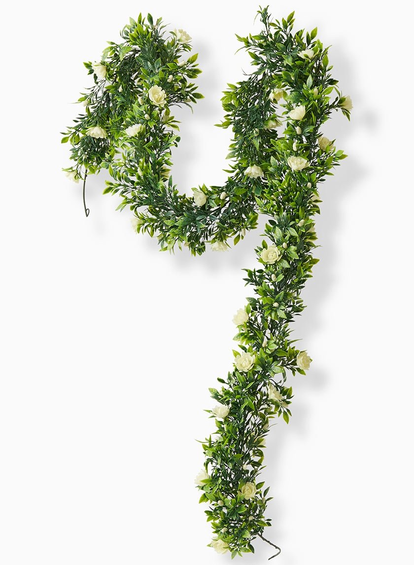 5 ½ ft Gardenia Garland