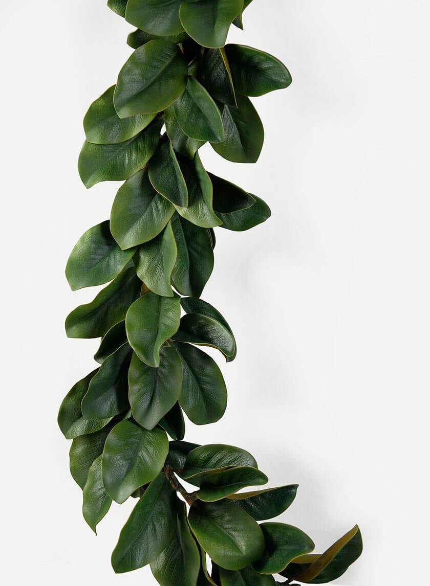 6 ft Magnolia Garland